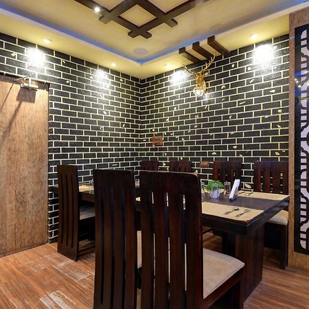 Hotel O Chilli Pepper Hotel And Restaurant Calcutta Extérieur photo