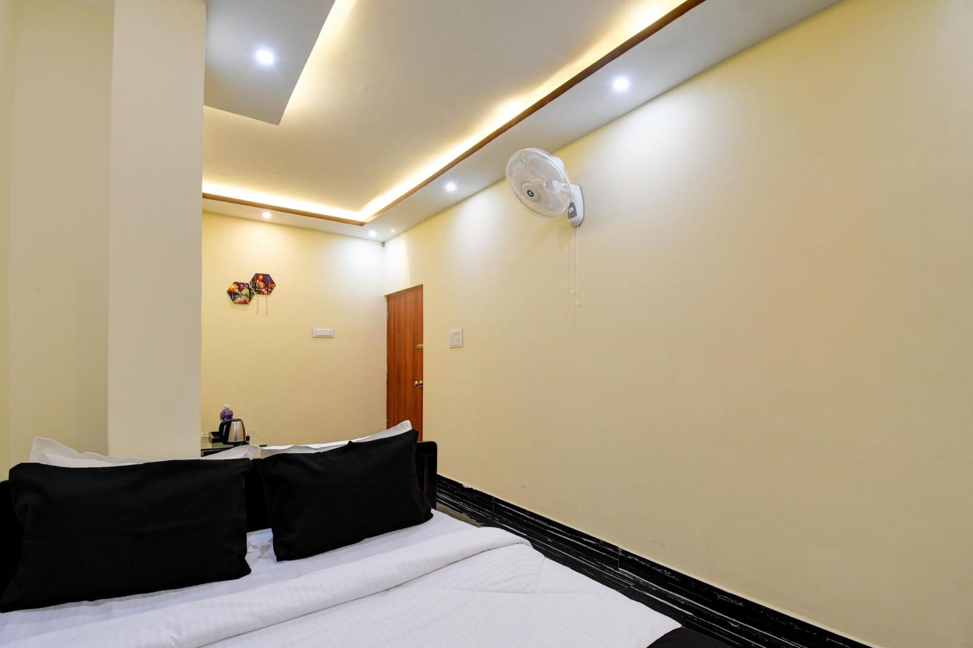 Hotel O Chilli Pepper Hotel And Restaurant Calcutta Extérieur photo